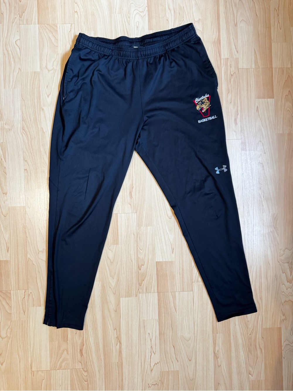 Under Armour Black Men's Joggers with Basketball Logo